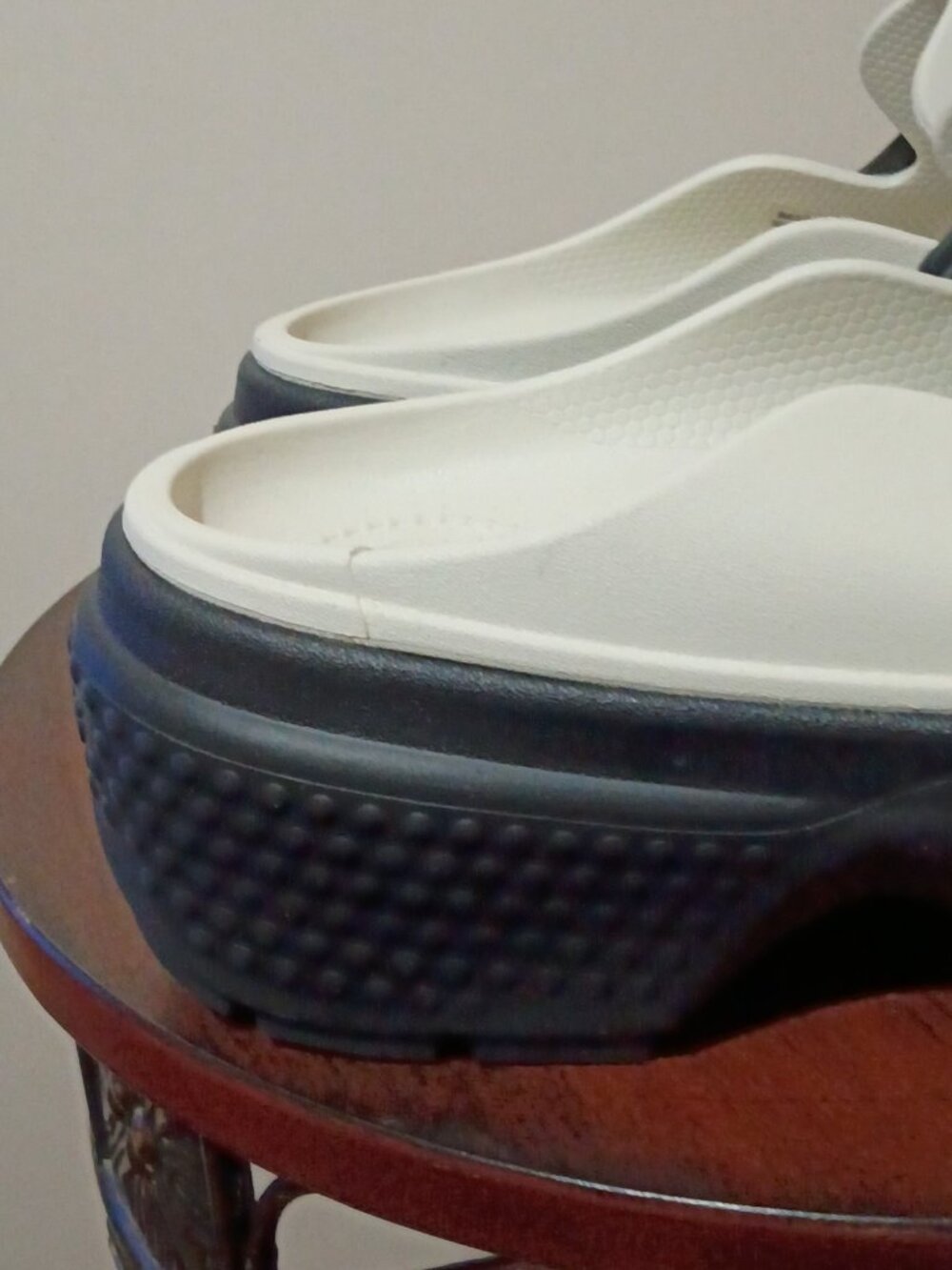 Crocs Stomp Loafer Platform Clogs White Black Women's Size 7 Women's 2099371HR - Picture 12 of 13